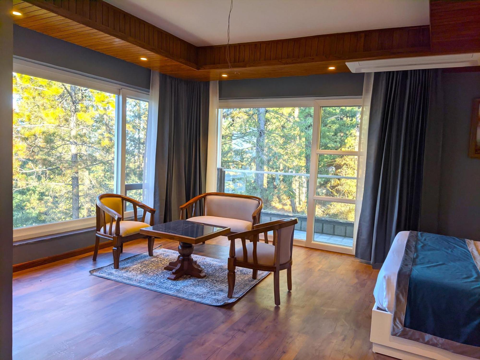 The Retreat Mashobra, Shimla Hotel Ngoại thất bức ảnh