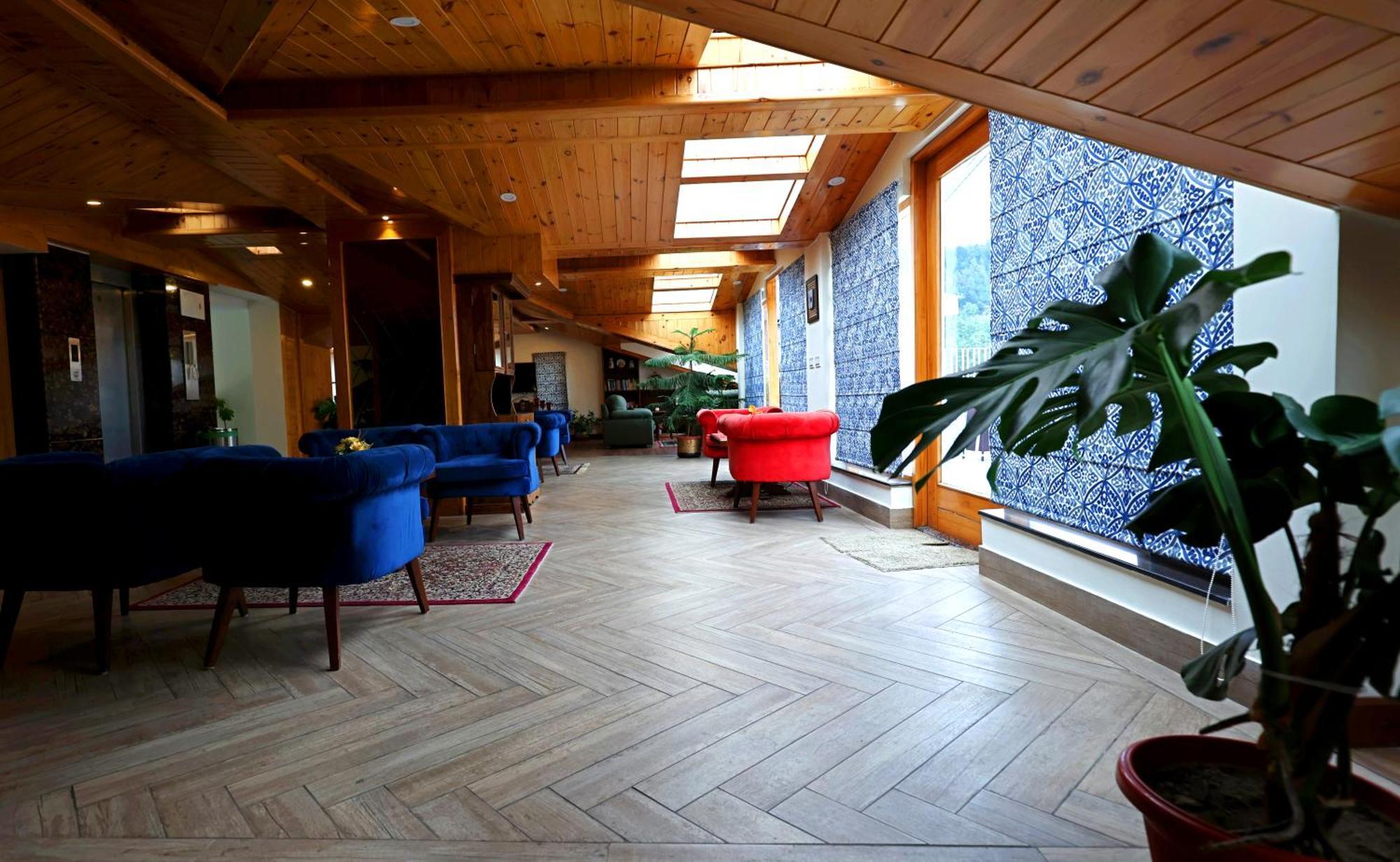 The Retreat Mashobra, Shimla Hotel Ngoại thất bức ảnh