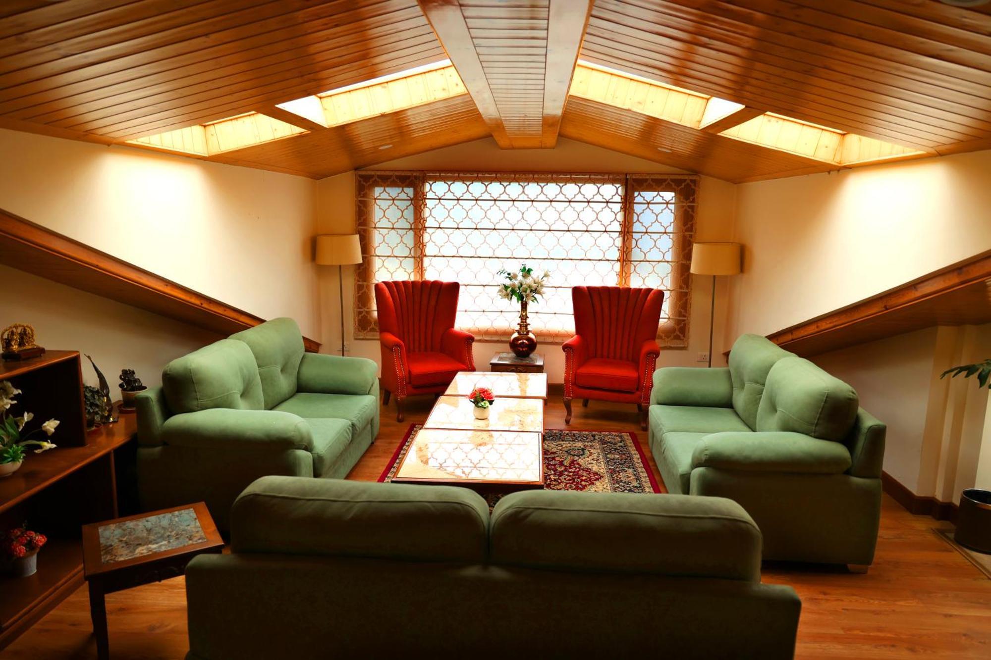 The Retreat Mashobra, Shimla Hotel Ngoại thất bức ảnh
